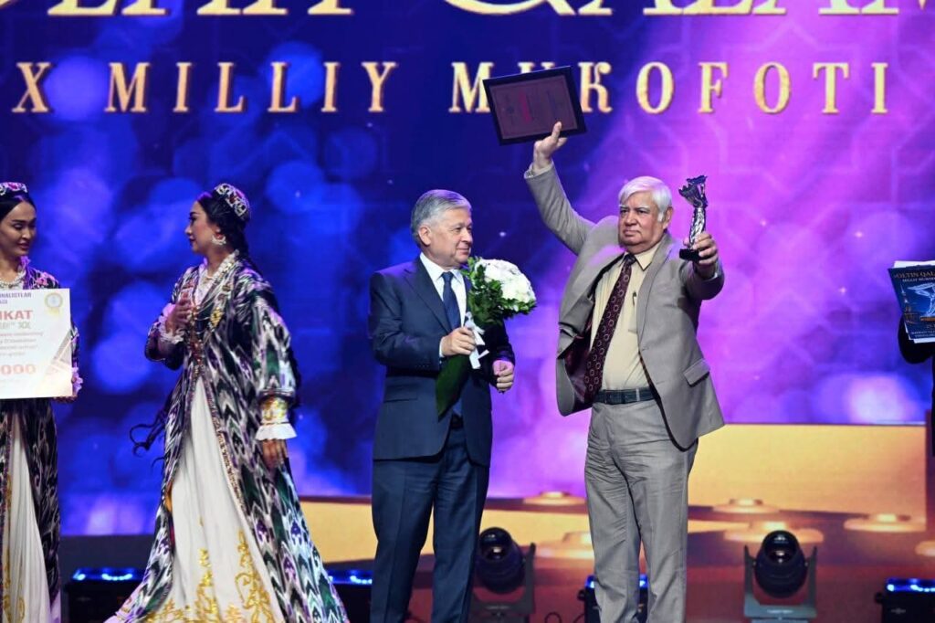 Daily Ittehad Media Group's Muhammad Abbas Khan Receives Uzbekistan's Prestigious 'Golden Pen' National Award