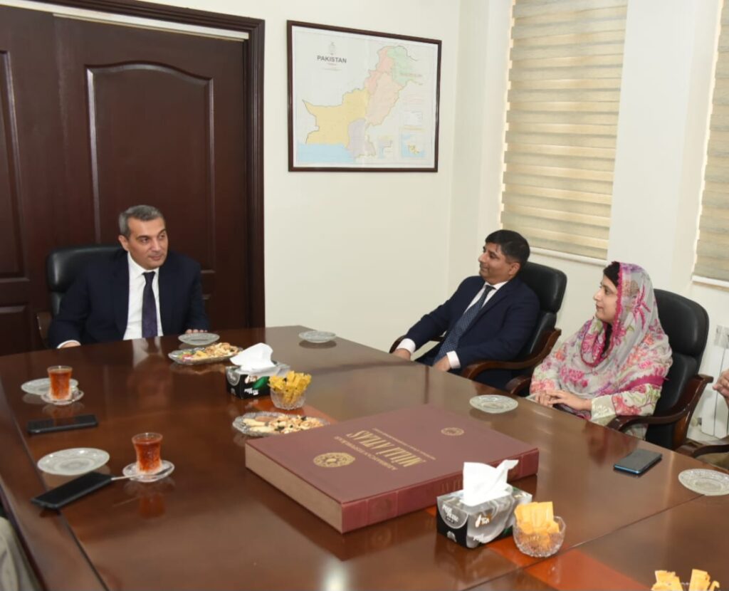 Azerbaijan’s Outgoing Ambassador to Pakistan Meets Pakistani Media Representatives
