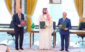 Pakistan, Saudi Arabia and Türkiye Sign Joint Defence Agreement