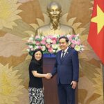 Vietnam National Assembly Chairman Receives New US Ambassador, Calls for Deeper Strategic Cooperation