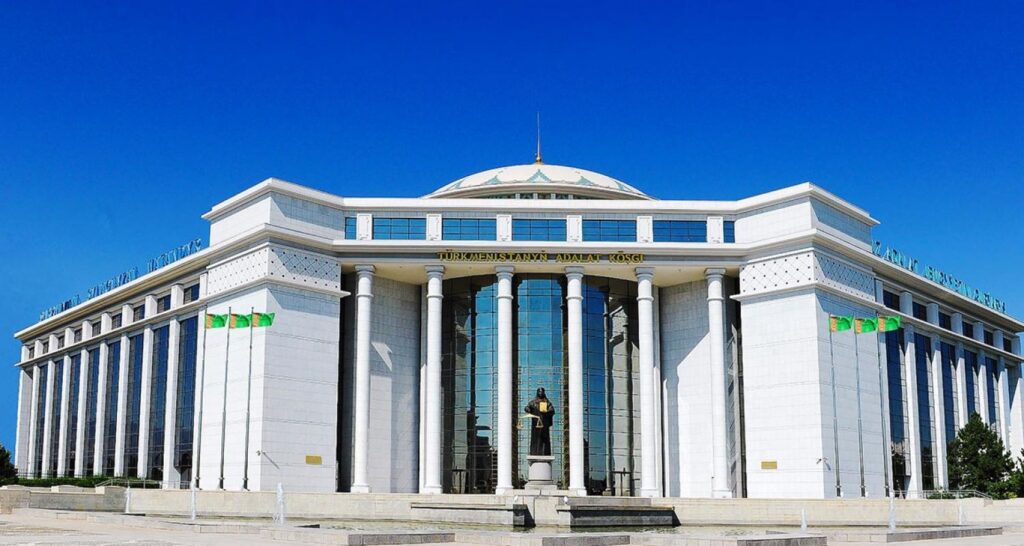 Turkmenistan Holds International Conference Marking 30th Anniversary of Institute of State, Law and Democracy