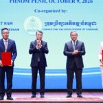 Việtnam, Cambodia Seek to Raise Bilateral Trade to $20 Billion